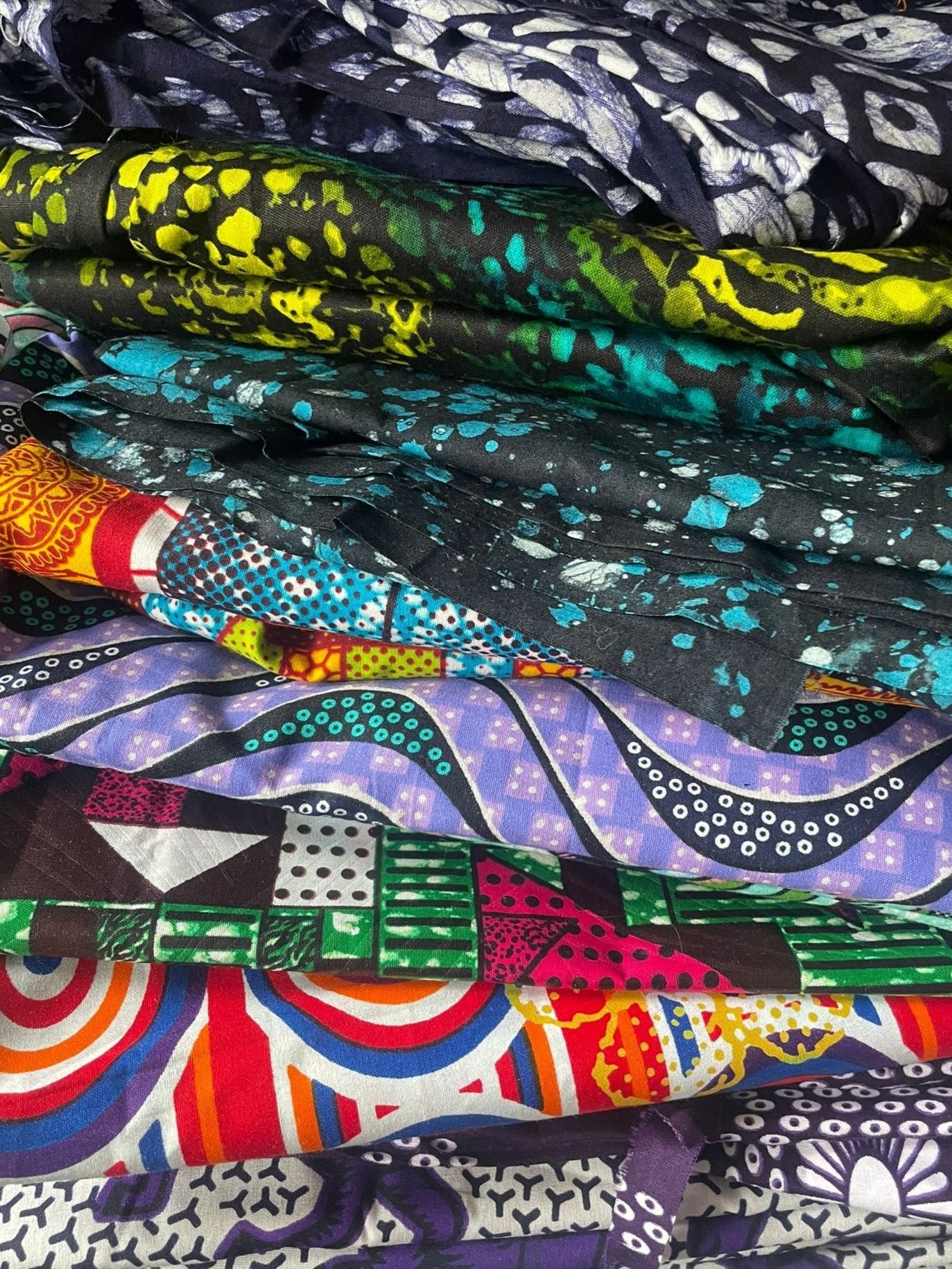 *Surprise Me w/ a Shirtdress* Amorkor | Remnant Fabrics