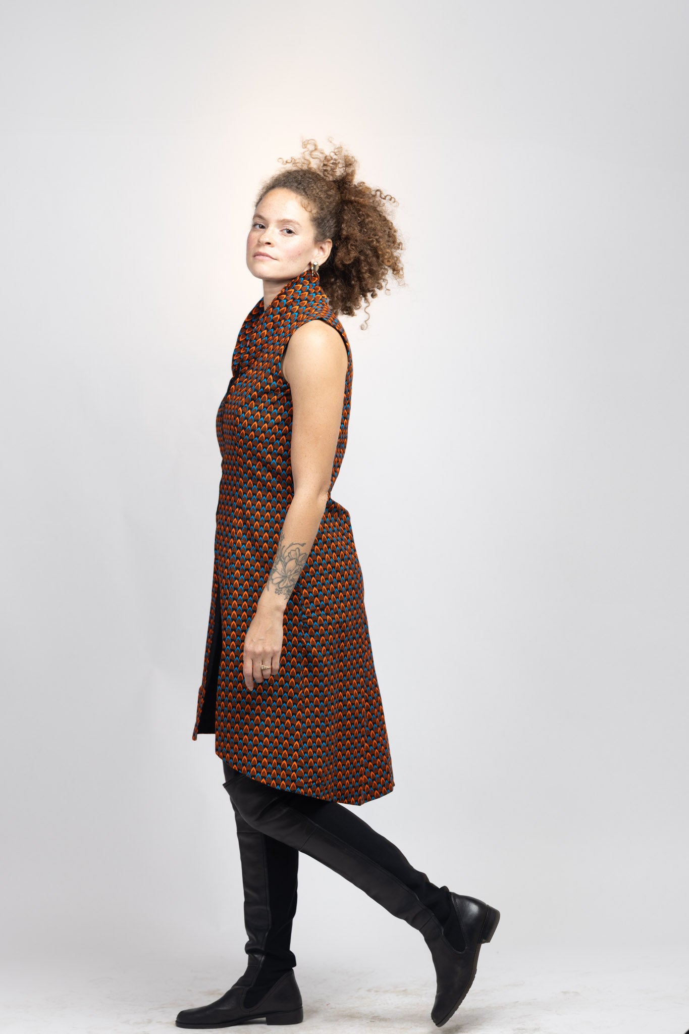 Manye vest- Orange Pine print